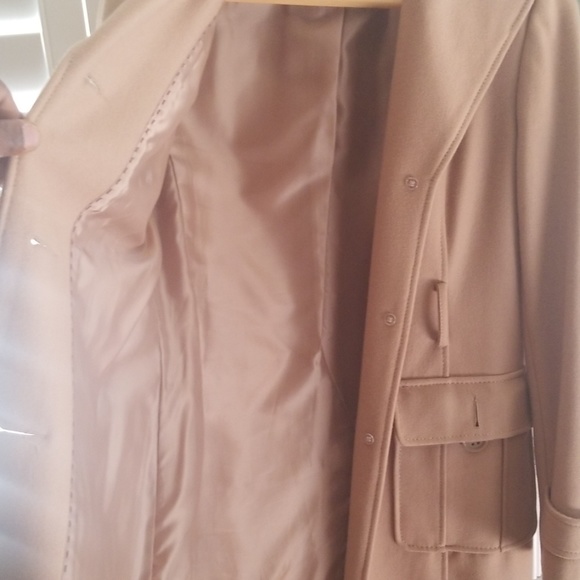 Jacket - Picture 4 of 6